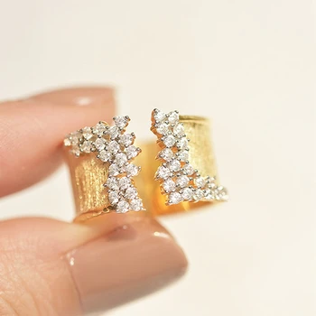 Módne dámske Prst Prsteň S CZ Kameň Wiredrawing Účinok Zlatá Farba Široký Krúžky Luxusné Ženské Šperky Strany
